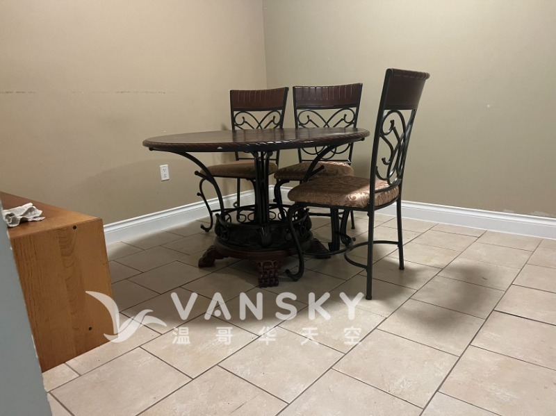 251113205355_dining room.jpg